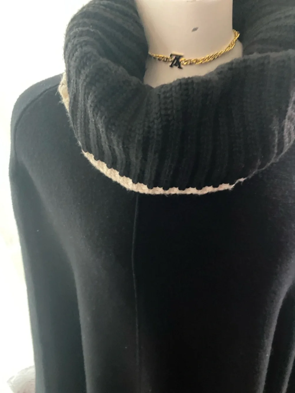 Zara Black Cowl Neck Sweater Poncho with Cream Trim Sz S oversized fits a M-L - Picture 5 of 9